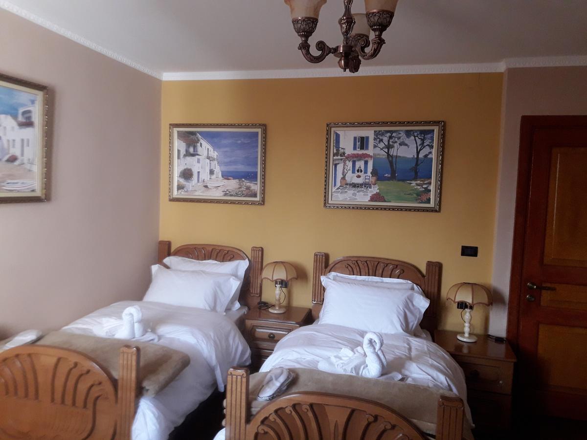Hotel Vila Mano 科尔察 外观 照片